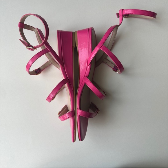 Stuart Weitzman Grecian Buckle Wedge Strappy Pink Sandals Sz 9.5 New, never worn